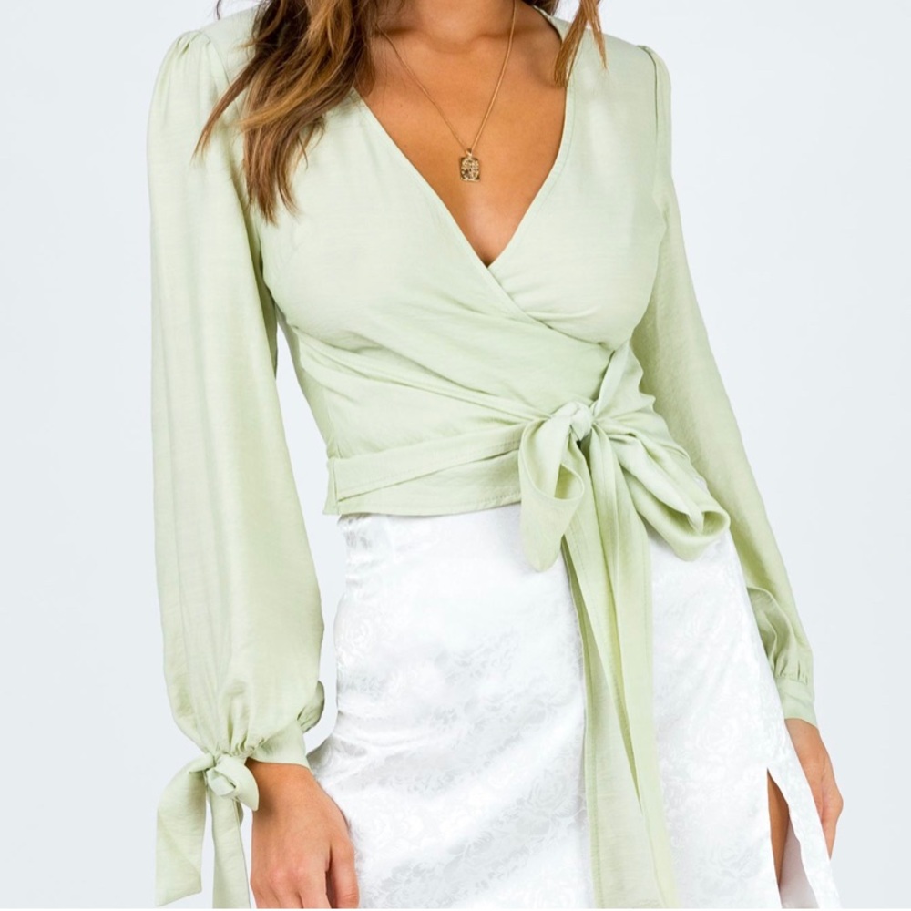 NWT Princess Polly Sage Wrap Top